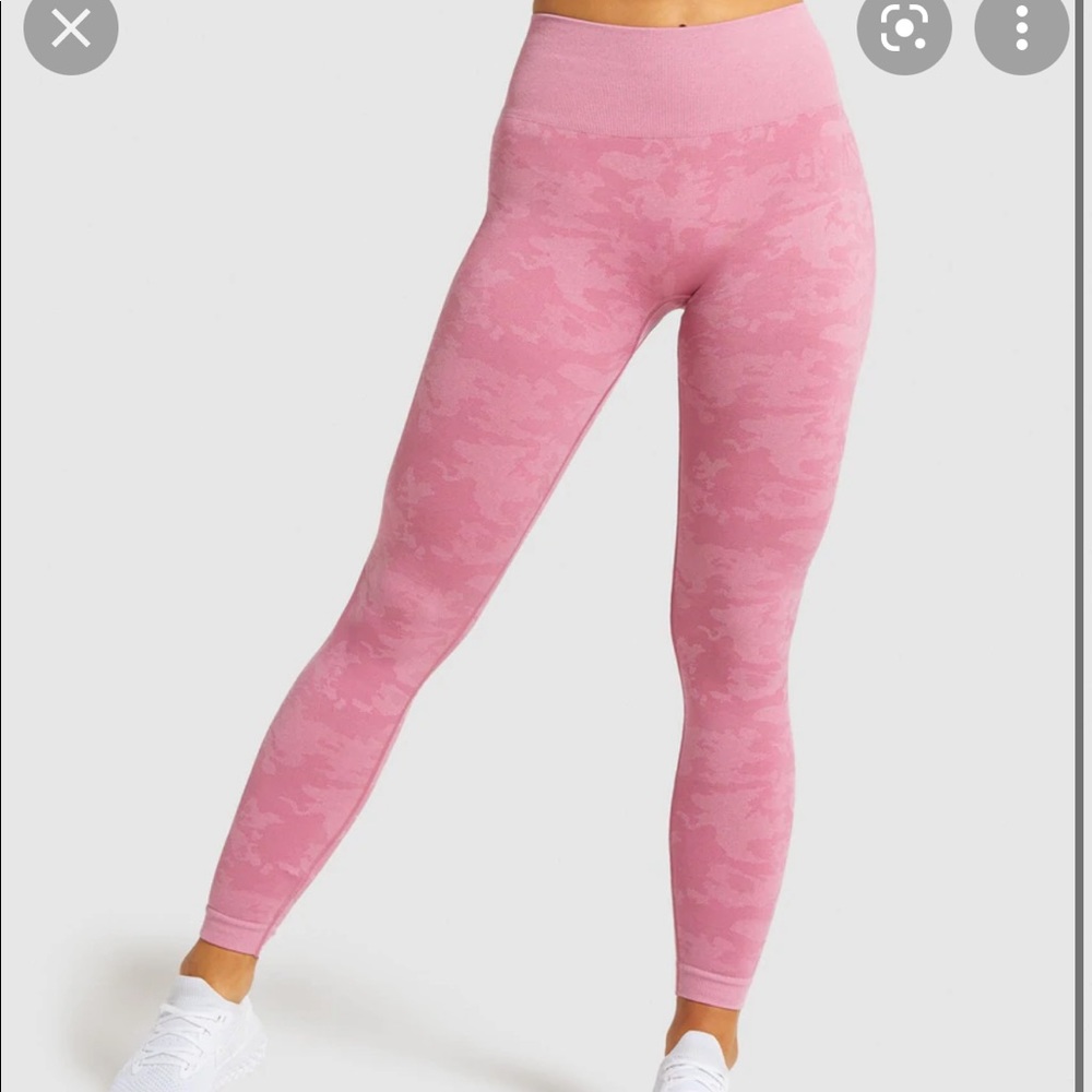Gymshark Adapt camo seamless in pink